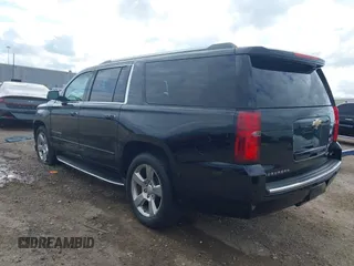 2018 Chevrolet Suburban Premier z VIN 1GNSKJKC2JR250540, wystawiony jako IAAI lot #41475451 z przebiegiem 38 751 mil mil oraz . Historia ofert i sprzedaży dostępna na DreamBid. Obrazek 3.