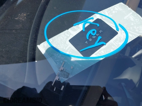 2023 Tesla Model 3 z VIN 5YJ3E1EA5PF401299, wystawiony jako IAAI lot #41968352 z przebiegiem 20 541 mil mil oraz . Historia ofert i sprzedaży dostępna na DreamBid. Obrazek 11.