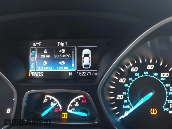 2014 Ford Escape SE with VIN 1FMCU0GX6EUE38280, listed as a IAAI auction lot 41867267 with 152,271 mi miles. Bid and sale history available at carsss.com. Image 15.