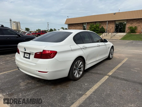 2015 BMW 5 Series 528i with VIN WBA5A5C50FD516607, listed as a Copart auction lot 56054445 with 143,869 mi miles and Clean Title. Bid and sale history available at carsss.com. Image 4.