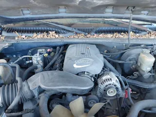2001 Chevrolet Silverado 1500 LT with VIN 2GCEC19T711274379, listed as a IAAI auction lot 41479347 with 254,714 mi miles. Bid and sale history available at carsss.com. Image 10.