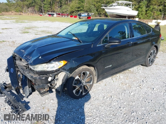 2018 Ford Fusion SE with VIN 3FA6P0LU7JR138906, listed as a IAAI auction lot 41573985 with 127,660 mi miles and . Bid and sale history available at DreamBid. Image 17.