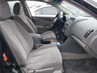 2009 Nissan Altima S with VIN 1N4AL21E79N433158, listed as a IAAI auction lot 41466805 with 231,745 mi miles and . Bid and sale history available at DreamBid. Image 5.