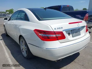 2011 Mercedes-Benz E-Class E 350 with VIN WDDKJ5GB8BF076503, listed as a IAAI auction lot 42038949 with 183,181 mi miles. Bid and sale history available at carsss.com. Image 6.