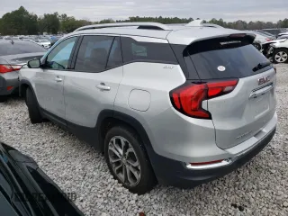 2019 GMC Terrain SLT with VIN 3GKALPEV0KL184519, listed as a Copart auction lot 44313905 with 123,026 mi miles and Salvage Title. Bid and sale history available at DreamBid. Image 2.