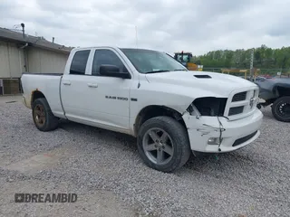 2012 Ram 1500 Sport с VIN 1C6RD7HT0CS316422, выставлен на аукционе IAAI как лот 42112459 с пробегом 153 026 миль миль и . История ставок и продаж доступна на DreamBid. Изображение 1.