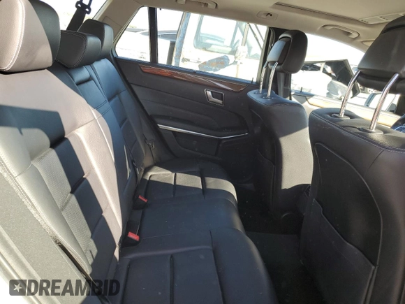 2014 Mercedes-Benz E 350 Luxury with VIN WDDHH8JB1EA902836, listed as a Copart auction lot 49804835 with 93,963 mi miles and Salvage Title. Bid and sale history available at DreamBid. Image 10.