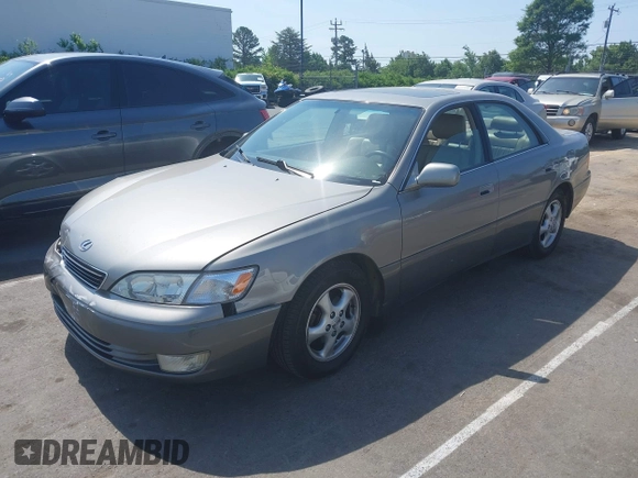 1998 Lexus ES 300 with VIN JT8BF28G3W5031533, listed as a IAAI auction lot 42132801 with 243,178 mi miles and . Bid and sale history available at DreamBid. Image 2.