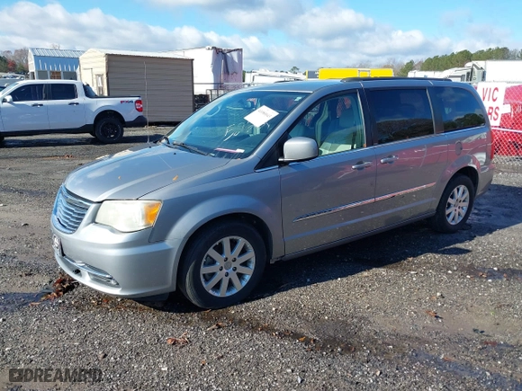 2013 Chrysler Town & Country Touring with VIN 2C4RC1BG8DR775222, listed as a IAAI auction lot 41080043 with 248,000 mi miles. Bid and sale history available at carsss.com. Image 17.