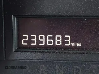 2017 Dodge Grand Caravan SE z VIN 2C4RDGBG4HR666987, wystawiony jako IAAI lot #41946734 z przebiegiem 239 683 mil mil oraz . Historia ofert i sprzedaży dostępna na DreamBid. Obrazek 15.