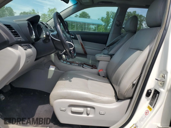 2013 Toyota Highlander Limited with VIN 5TDYK3EH7DS127358, listed as a Copart auction lot 60019995 with 152,498 mi miles and Salvage title. Bid and sale history available at DreamBid. Image 7.