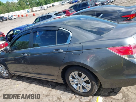 2010 Honda Accord LX z VIN 1HGCP2F32AA082297, wystawiony jako IAAI lot #42231032 z przebiegiem 138 401 mil mil oraz . Historia ofert i sprzedaży dostępna na DreamBid. Obrazek 14.