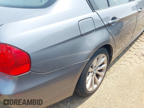 2011 BMW 3 Series 328i xDrive with VIN WBAPK5C53BA662971, listed as a IAAI auction lot 42876485 with 115,715 mi miles and . Bid and sale history available at DreamBid. Image 12.