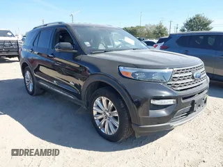 2022 Ford Explorer King Ranch z VIN 1FM5K8LCXNGA14552, wystawiony jako IAAI lot #40957270 z przebiegiem 50 460 mil mil oraz . Historia ofert i sprzedaży dostępna na DreamBid. Obrazek 1.