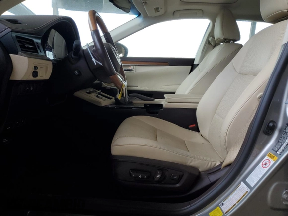 2016 Lexus ES 300h with VIN JTHBW1GG3G2117066, listed as a Copart auction lot 51141685 with 88,926 mi miles and Salvage title. Bid and sale history available at DreamBid. Image 7.