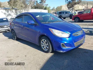 2013 Hyundai Accent GLS with VIN KMHCT4AE4DU462612, listed as a IAAI auction lot 41757907 with 177,171 mi miles. Bid and sale history available at carsss.com. Image 1.
