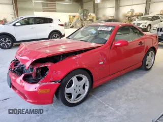 2000 Mercedes-Benz SLK-Class Kompressor with VIN WDBKK47F8YF150465, listed as a Copart auction lot 82610754 with 87,581 mi miles and Clean Title. Bid and sale history available at carsss.com. Image 1.