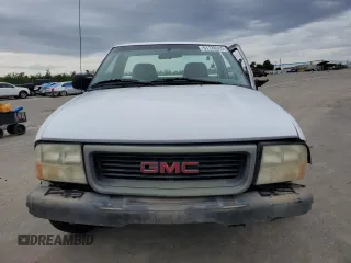 1998 GMC Sonoma with VIN 1GTCS1447WK523961, listed as a Copart auction lot 51176315 with 196,908 mi miles and Salvage Title. Bid and sale history available at carsss.com. Image 5.