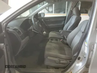 2009 Honda CR-V LX z VIN 5J6RE48379L037194, wystawiony jako Copart lot #56345845 z przebiegiem 297 317 mil mil oraz Czysty tytuł • Clean title. Historia ofert i sprzedaży dostępna na DreamBid. Obrazek 7.