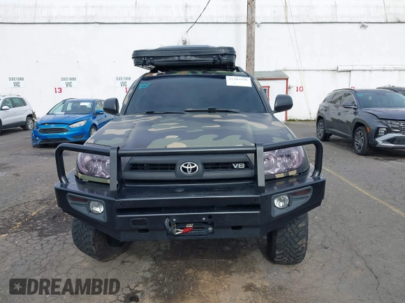 2004 Toyota 4Runner SR5 with VIN JTEBT14R648014227, listed as a IAAI auction lot 41582930 with 217,348 mi miles and . Bid and sale history available at DreamBid. Image 13.