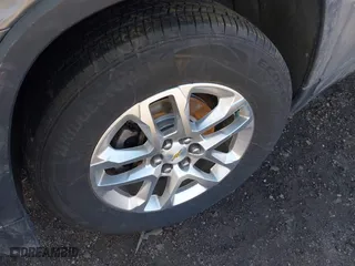 2018 Chevrolet Traverse LT Cloth with VIN 1GNEVGKW6JJ158959, listed as a IAAI auction lot 41491806 with 110,445 mi miles. Bid and sale history available at carsss.com. Image 12.