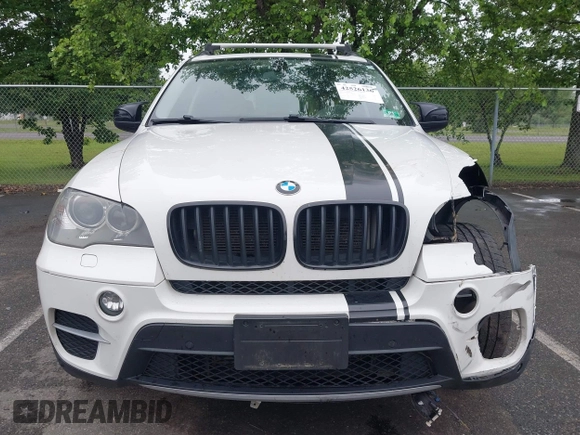 2012 BMW X5 35i с VIN 5UXZV4C5XCL765368, выставлен на аукционе IAAI как лот 42526136 с пробегом 165 365 миль миль и . История ставок и продаж доступна на DreamBid. Изображение 12.