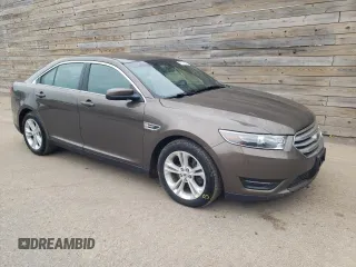 2016 Ford Taurus SEL with VIN 1FAHP2H86GG132160, listed as a Copart auction lot 61489735 with 135,437 mi miles and Clean title. Bid and sale history available at DreamBid. Image 4.