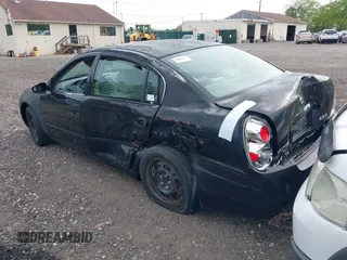 2005 Nissan Altima 2.5 z VIN 1N4AL11D55C952314, wystawiony jako IAAI lot #42261173 z przebiegiem Nie podano mil oraz . Historia ofert i sprzedaży dostępna na DreamBid. Obrazek 3.