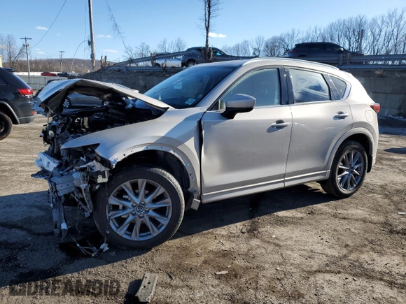 2025 Mazda CX-5 2.5 S Premium Plus Package with VIN JM3KFBEM7S0562230, listed as a Copart auction lot 47517835 with 0 mi miles and Salvage Title. Bid and sale history available at carsss.com. Image 1.