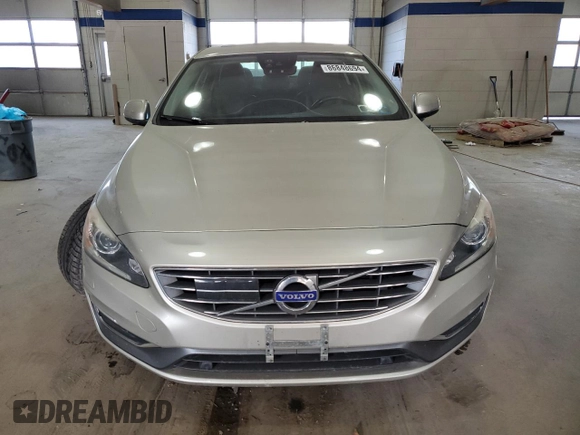 2017 Volvo S60 Inscription Platinum with VIN LYV402TM0HB130872, listed as a Copart auction lot 86848694 with 124,827 mi miles and Salvage Title. Bid and sale history available at carsss.com. Image 5.