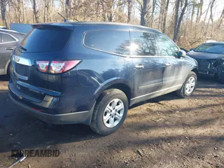 2016 Chevrolet Traverse LS with VIN 1GNKRFED8GJ251888, listed as a IAAI auction lot 41591602 with Not Provided miles. Bid and sale history available at carsss.com. Image 4.