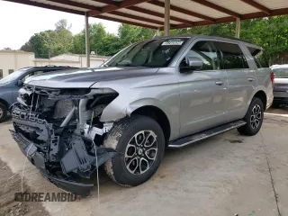 2022 Ford Expedition XLT with VIN 1FMJU1HT0NEA67698, listed as a Copart auction lot 54752634 with 21,827 mi miles and Clean Title. Bid and sale history available at carsss.com. Image 1.