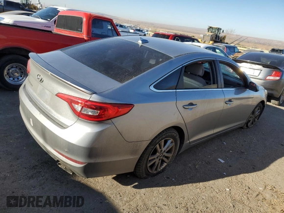 2015 Hyundai Sonata 2.4L SE with VIN 5NPE24AF7FH186609, listed as a Copart auction lot 46328055 with Not Provided miles and Salvage Title. Bid and sale history available at carsss.com. Image 3.