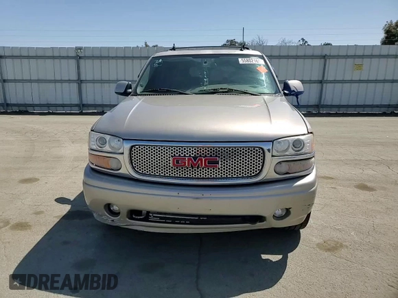 2006 GMC Yukon XL with VIN 1GKFK66U36J134459, listed as a Copart auction lot 55802165 with 277,366 mi miles and Salvage title. Bid and sale history available at DreamBid. Image 14.