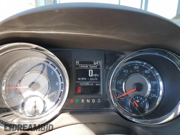 2015 Chrysler Town & Country Limited Platinum with VIN 2C4RC1GG7FR743471, listed as a Copart auction lot 49981625 with 142,585 mi miles and Clean Title. Bid and sale history available at carsss.com. Image 9.