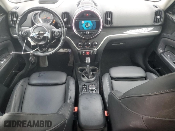 2018 MINI Countryman Cooper S with VIN WMZYT3C34J3E00776, listed as a Copart auction lot 43199165 with 41,874 mi miles and Salvage Title. Bid and sale history available at carsss.com. Image 8.