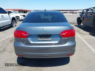 2011 Volkswagen Jetta SEL with VIN 3VWLZ7AJ4BM023877, listed as a IAAI auction lot 42054594 with 103,680 mi miles and . Bid and sale history available at DreamBid. Image 16.