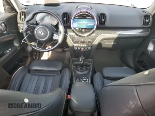2022 MINI Countryman Cooper S with VIN WMZ53BR04N3N41652, listed as a Copart auction lot 55354375 with 20,821 mi miles and Salvage title. Bid and sale history available at DreamBid. Image 8.