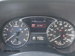 2014 Nissan Pathfinder Platinum with VIN 5N1AR2MN4EC731530, listed as a IAAI auction lot 42590194 with 152,269 mi miles and . Bid and sale history available at DreamBid. Image 7.