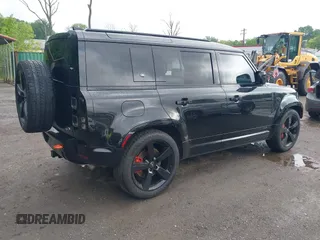 2023 Land Rover Defender X z VIN SALEX7EU2P2213481, wystawiony jako IAAI lot #42368968 z przebiegiem 12 903 mil mil oraz . Historia ofert i sprzedaży dostępna na DreamBid. Obrazek 4.