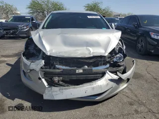 2012 Hyundai Elantra Limited with VIN KMHDH4AE0CU280314, listed as a Copart auction lot 61861285 with 169,868 mi miles and Clean title. Bid and sale history available at DreamBid. Image 5.