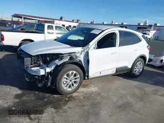 2022 Ford Escape SE Hybrid with VIN 1FMCU9BZ5NUA46050, listed as a IAAI auction lot 41693532 with 34,676 mi miles and . Bid and sale history available at carsss.com. Image 15.