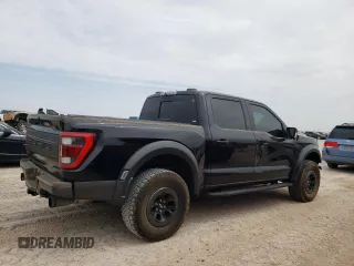 2021 Ford F-150 Raptor with VIN 1FTFW1RG9MFC63220, listed as a Copart auction lot 55026964 with 47,900 mi miles and Salvage Title. Bid and sale history available at carsss.com. Image 3.