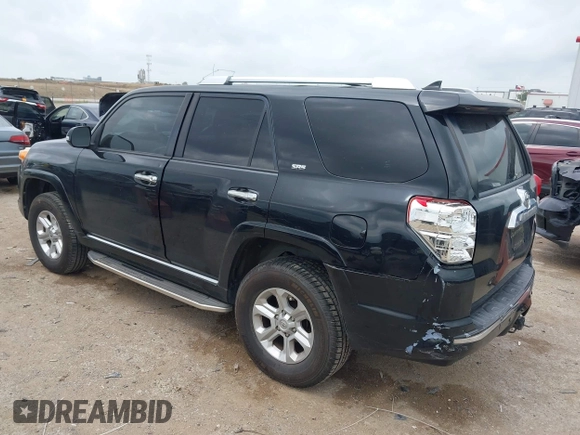 2012 Toyota 4Runner SR5 z VIN JTEZU5JR1C5044324, wystawiony jako IAAI lot #42137404 z przebiegiem 252 363 mil mil oraz . Historia ofert i sprzedaży dostępna na DreamBid. Obrazek 3.