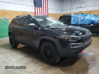 2019 Jeep Cherokee Trailhawk with VIN 1C4PJMBX1KD386047, listed as a Copart auction lot 52675855 with 62,514 mi miles and Clean Title. Bid and sale history available at DreamBid. Image 4.