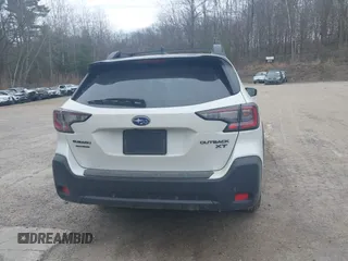 2024 Subaru Outback Onyx XT z VIN 4S4BTGLD0R3277147, wystawiony jako IAAI lot #42084047 z przebiegiem 17 739 mil mil oraz . Historia ofert i sprzedaży dostępna na DreamBid. Obrazek 16.