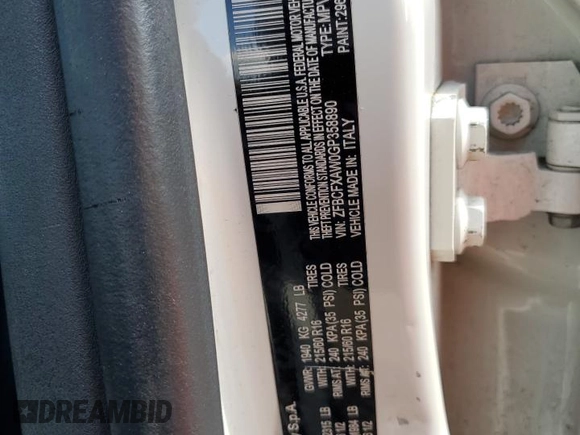 2016 FIAT 500X Pop z VIN ZFBCFXAW0GP358890, wystawiony jako Copart lot #62722374 z przebiegiem 102 526 mil mil oraz Szkoda całkowita • Salvage title. Historia ofert i sprzedaży dostępna na DreamBid. Obrazek 12.