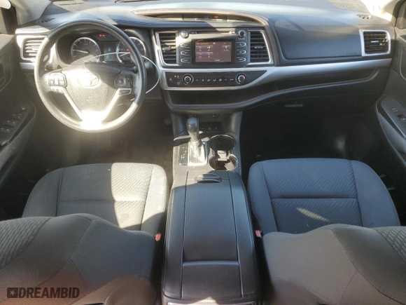 2015 Toyota Highlander LE with VIN 5TDBKRFH0FS138597, listed as a Copart auction lot 46336375 with 133,869 mi miles and Salvage Title. Bid and sale history available at carsss.com. Image 8.
