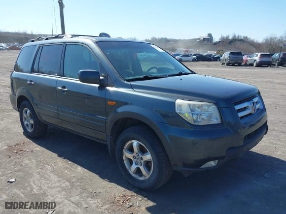 2006 Honda Pilot EX-L with RES with VIN 2HKYF18646H501940, listed as a IAAI auction lot 41714893 with 353,448 mi miles. Bid and sale history available at carsss.com. Image 1.