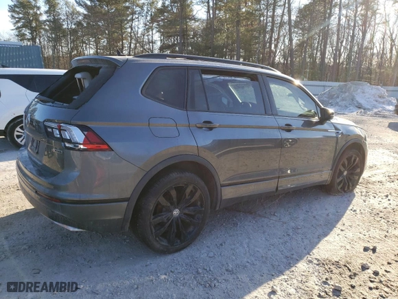 2021 Volkswagen Tiguan SE with VIN 3VV2B7AX1MM131773, listed as a Copart auction lot 47396625 with 53,203 mi miles and Salvage Title. Bid and sale history available at carsss.com. Image 3.